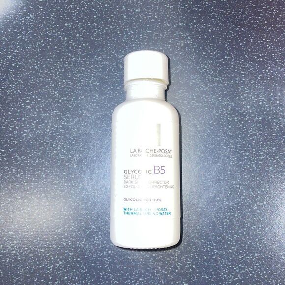 LA ROCHE-POSAY Glycolic B5 Serum - Picture 3 of 10